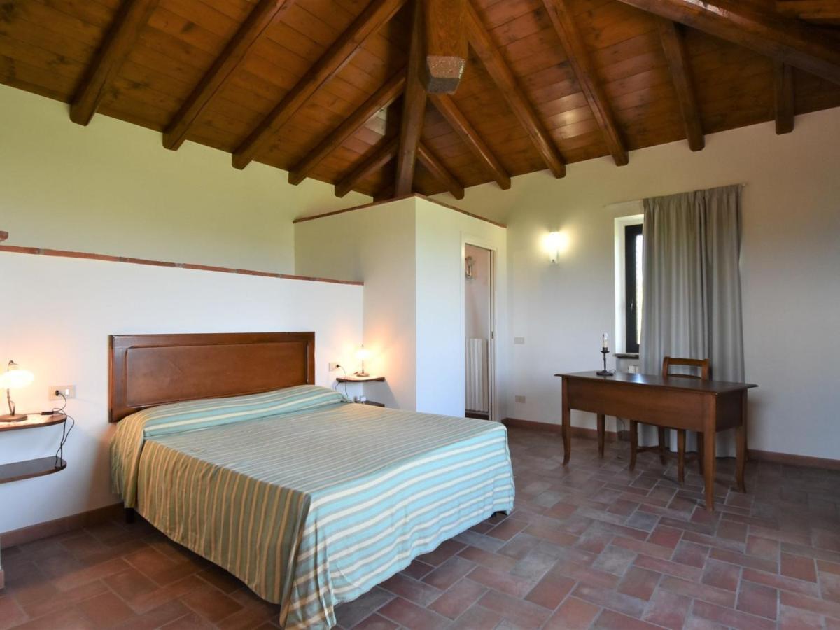 Holiday Home La Corte Bricca - Trilo Torretta By Interhome Castana  Eksteriør billede